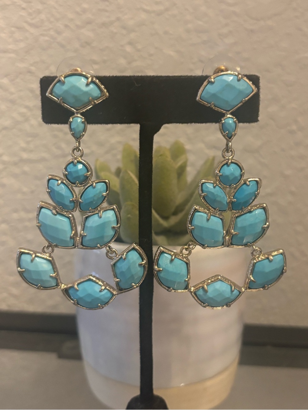 Kendra Scott Vintage Daphiney Statement Drop Earrings - Turquoise Blue- Gold - Picture 1 of 7